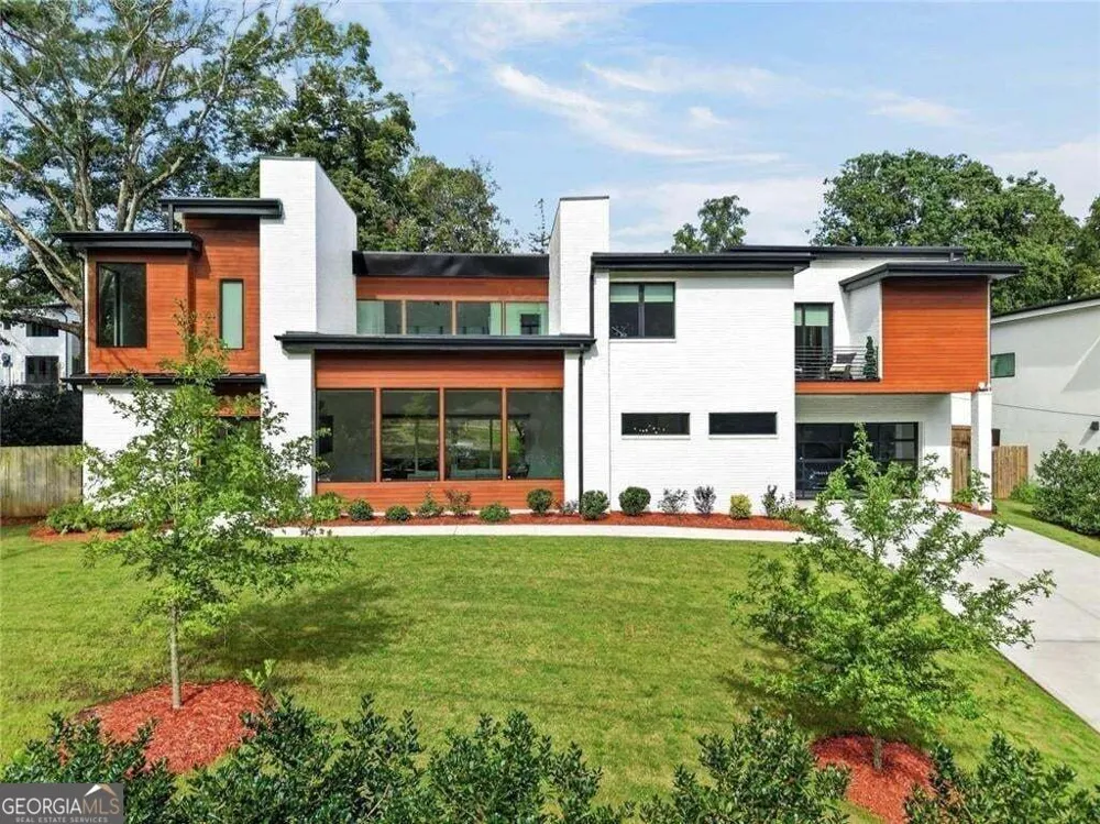 1192 Bernadette LN NE Atlanta, GA 30329