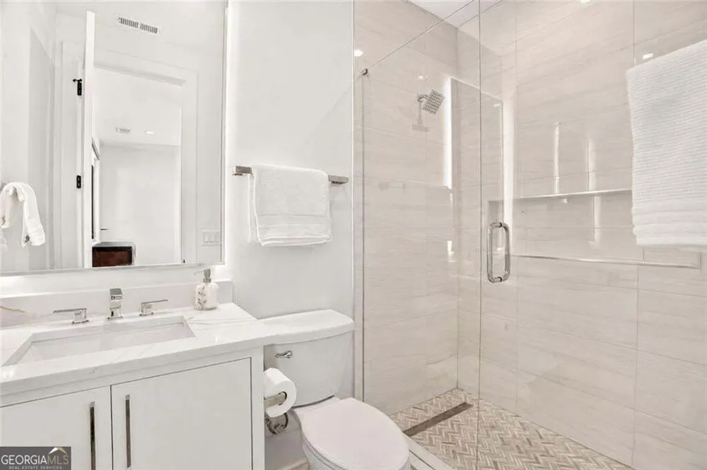 1192 Bernadette LN NE Atlanta, GA 30329