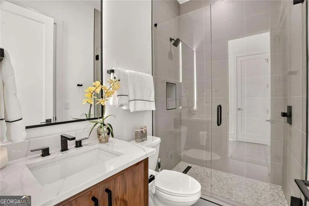 1192 Bernadette LN NE Atlanta, GA 30329