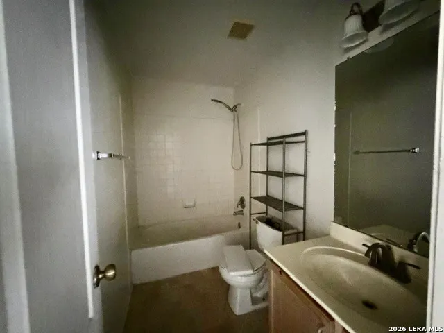 418 Diver San Antonio, TX 78253
