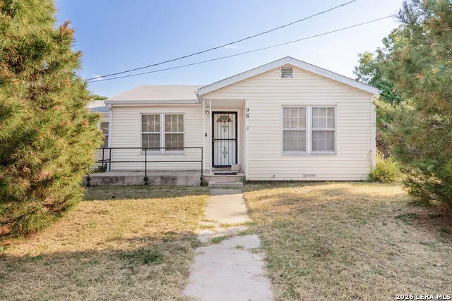 98 BELAIRE AVE San Angelo, TX 76903