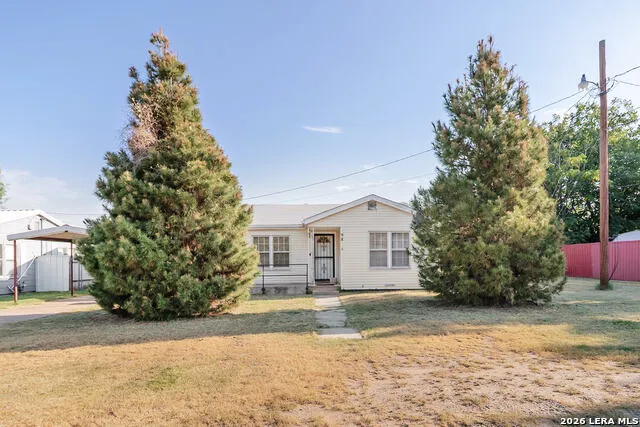 98 BELAIRE AVE San Angelo, TX 76903