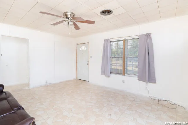98 BELAIRE AVE San Angelo, TX 76903