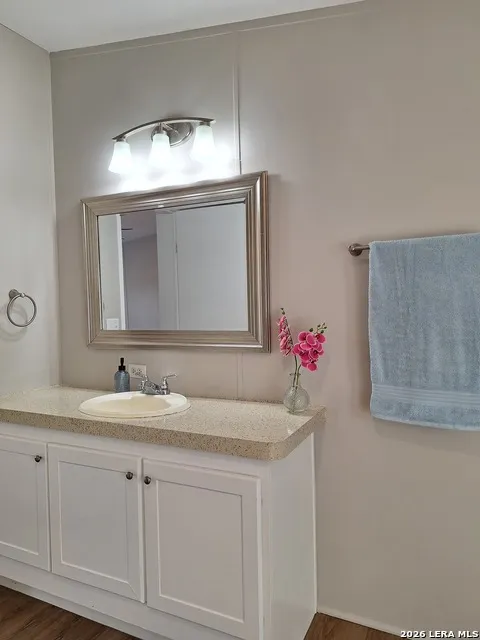 2708 Southern Breeze Hondo, TX 78861