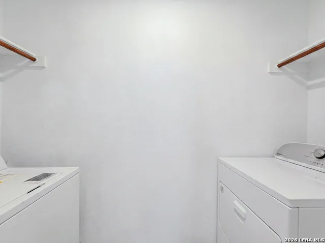 7851 NESSIE TRL San Antonio, TX 78227