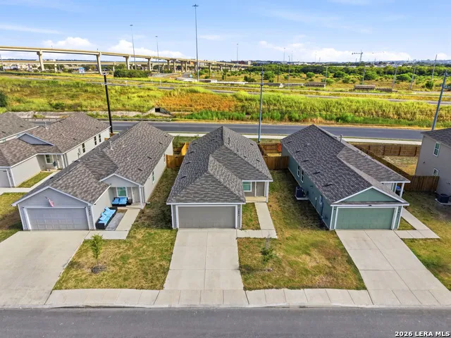 7851 NESSIE TRL San Antonio, TX 78227
