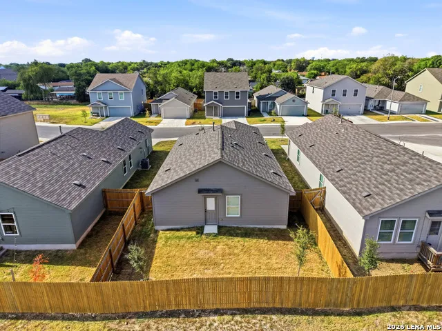 7851 NESSIE TRL San Antonio, TX 78227