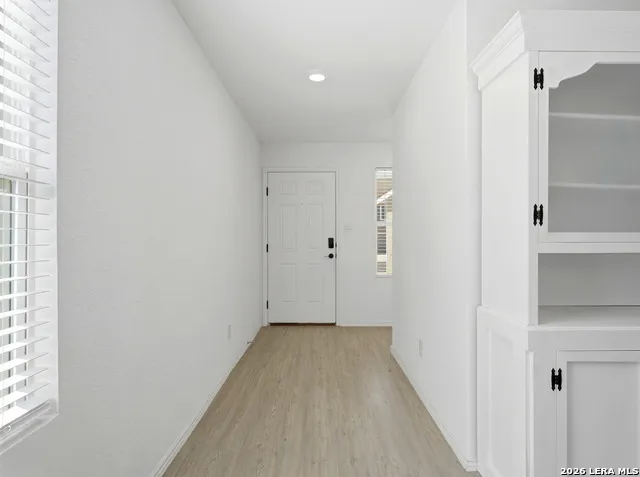7851 NESSIE TRL San Antonio, TX 78227