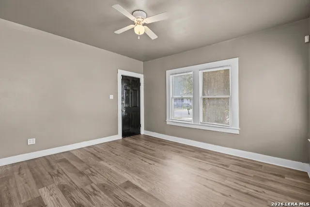 227 LINARES ST San Antonio, TX 78225
