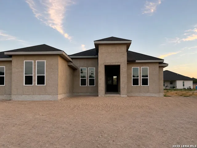 816 Ceniza Eagle Pass, TX 78852