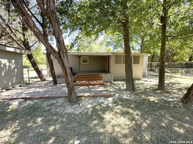 7939 WHARTONS DOCK RD Bandera, TX 78003