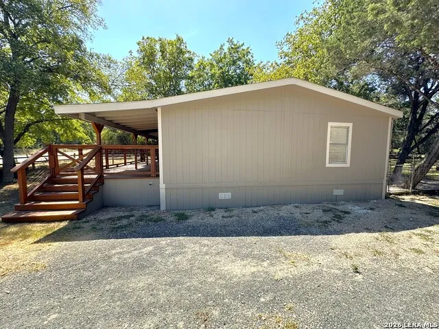 7939 WHARTONS DOCK RD Bandera, TX 78003