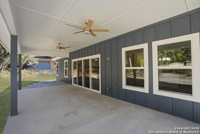 1169 Johnson Rd Canyon Lake, TX 78133