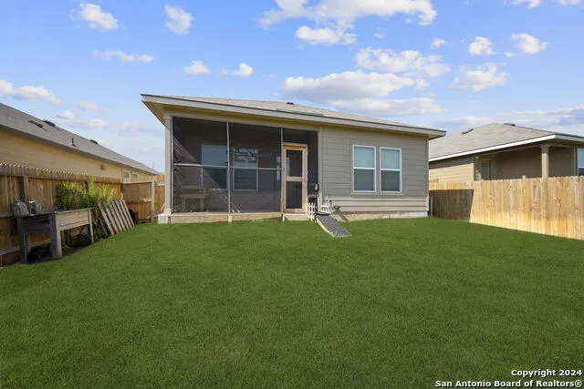 3727 PRAIRIE POND San Antonio, TX 78264