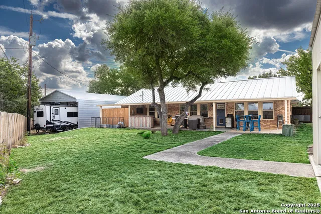 341 Ringtail Canyon Lake, TX 78133