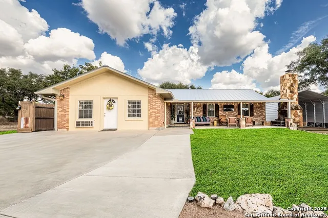 341 Ringtail Canyon Lake, TX 78133