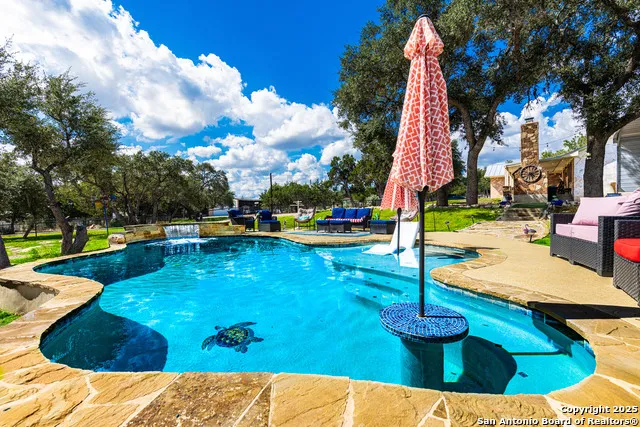 341 Ringtail Canyon Lake, TX 78133