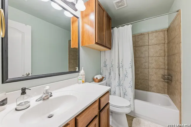 1788 OAKMONT CIR New Braunfels, TX 78132