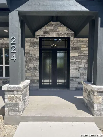 224 FREEDOM ST Fischer, TX 78623