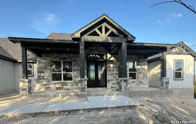 224 FREEDOM ST Fischer, TX 78623