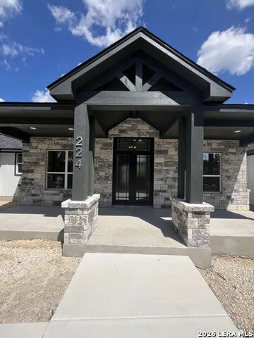 224 FREEDOM ST Fischer, TX 78623