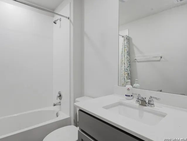 185 Gerasa Dr Uhland, TX 78640