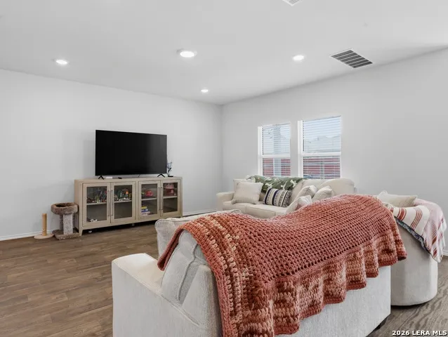 185 Gerasa Dr Uhland, TX 78640