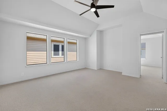 3027 HIDDEN MDW Seguin, TX 78155
