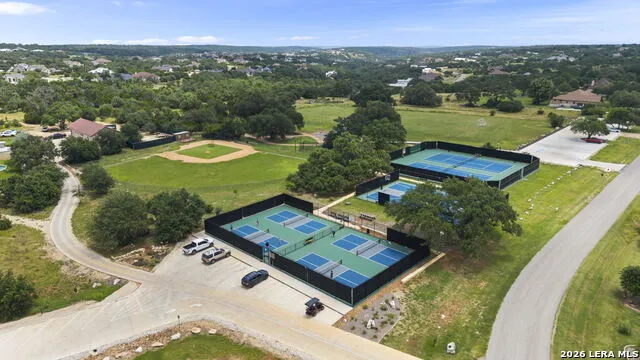 1307 YAUPON LOOP New Braunfels, TX 78132
