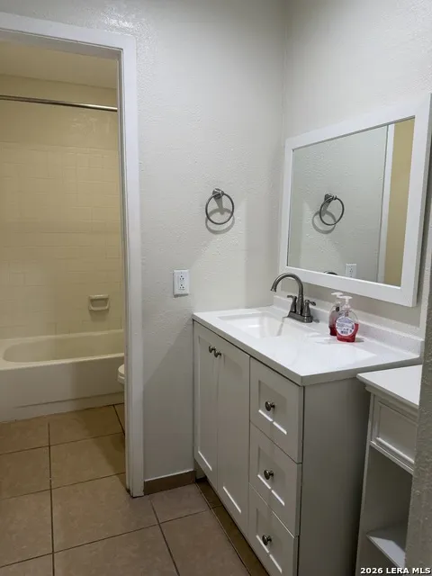 8707 Tamarisk San Antonio, TX 78240
