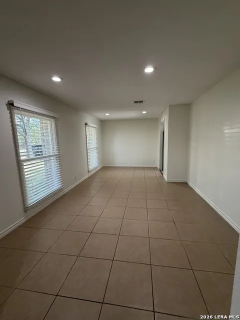 8707 Tamarisk San Antonio, TX 78240