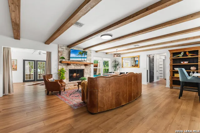 105 JACOB DR Boerne, TX 78006