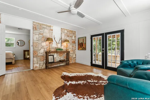 105 JACOB DR Boerne, TX 78006