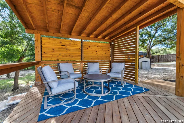 105 JACOB DR Boerne, TX 78006