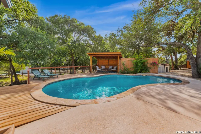 105 JACOB DR Boerne, TX 78006