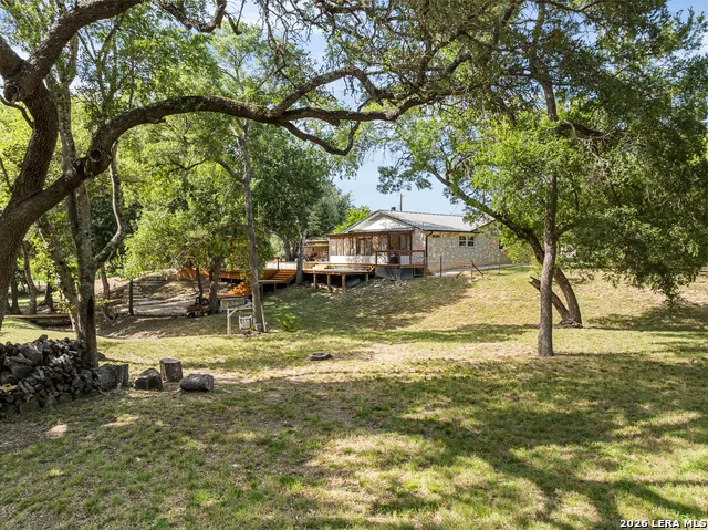 105 JACOB DR Boerne, TX 78006