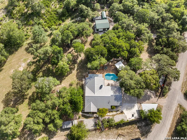 105 JACOB DR Boerne, TX 78006