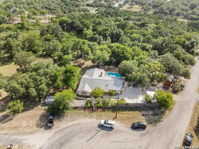 105 JACOB DR Boerne, TX 78006