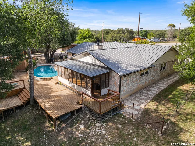 105 JACOB DR Boerne, TX 78006