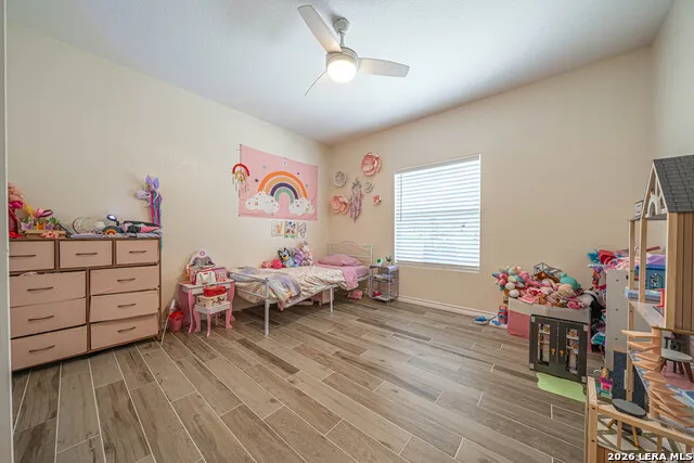 521 COUNTY ROAD 6868 E Natalia, TX 78059