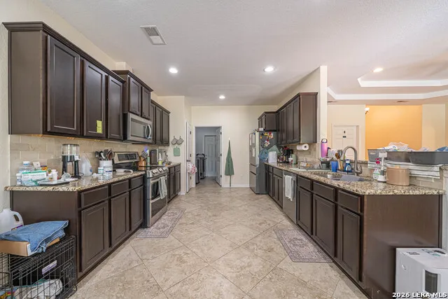 521 COUNTY ROAD 6868 E Natalia, TX 78059