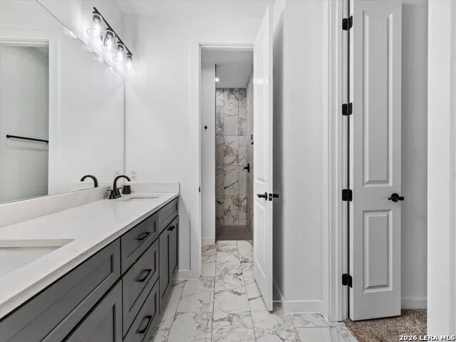 1463 Bonnyview Canyon Lake, TX 78133