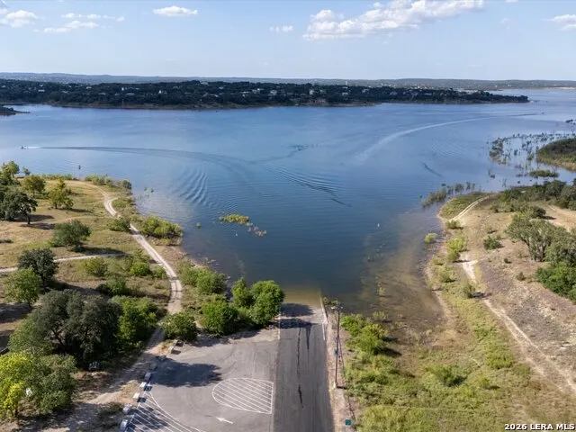 1463 Bonnyview Canyon Lake, TX 78133