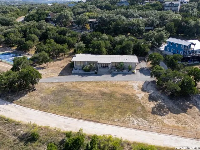 1463 Bonnyview Canyon Lake, TX 78133