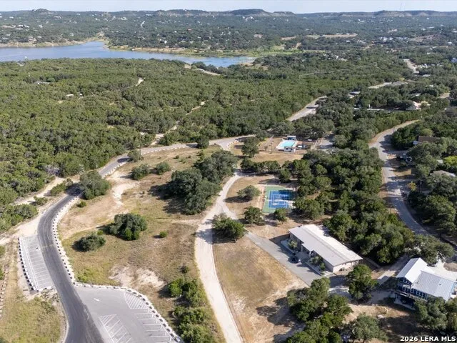 1463 Bonnyview Canyon Lake, TX 78133