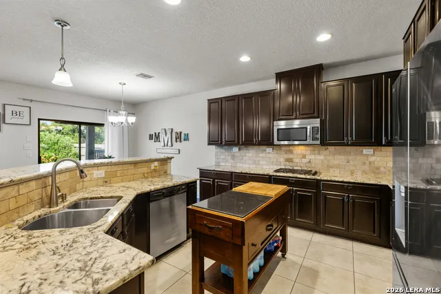 109 Brown Hawk Boerne, TX 78006