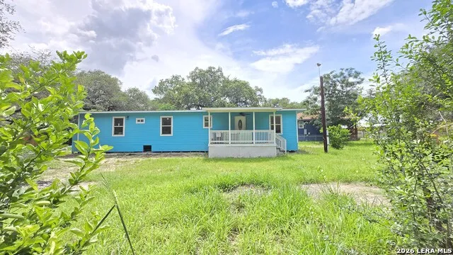 188 SUNDOWN LN Poteet, TX 78065