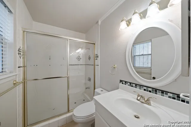 9438 VALLEY DALE ST San Antonio, TX 78250