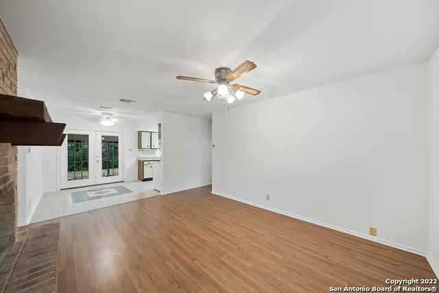 9438 VALLEY DALE ST San Antonio, TX 78250