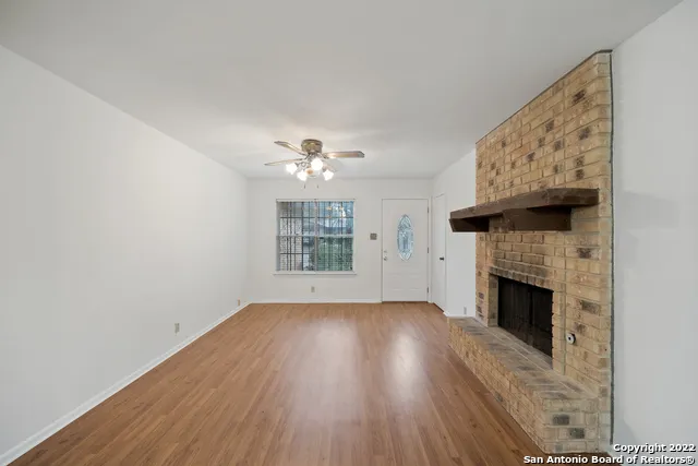 9438 VALLEY DALE ST San Antonio, TX 78250